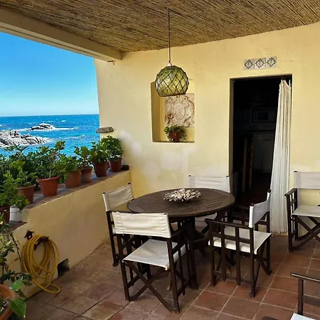Casa Encima Del Mar * Calella De Palafrugell